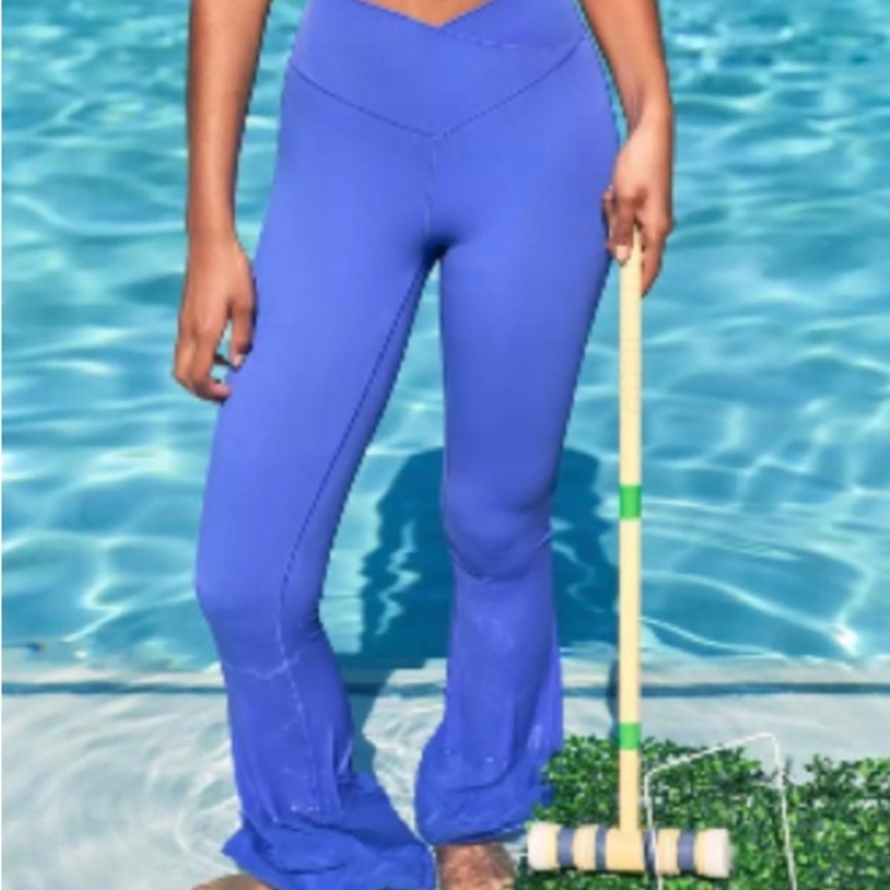 OFFLINE By Aerie Real Me High Waisted Crossover Rib Super Flare Leggings